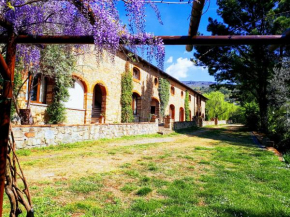 Гостиница Agriturismo Antico Borgo Poggitazzi  Лоро Чьюффенна